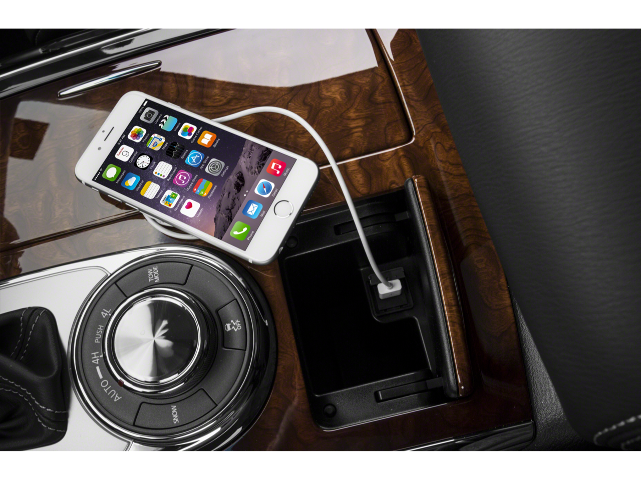 2015 INFINITI QX80 Base