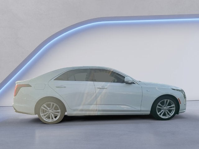 2023 Cadillac CT4 Luxury