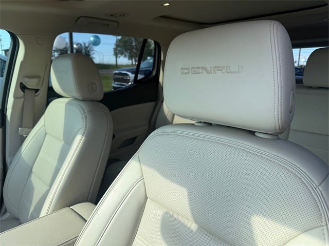 2021 GMC Acadia Denali