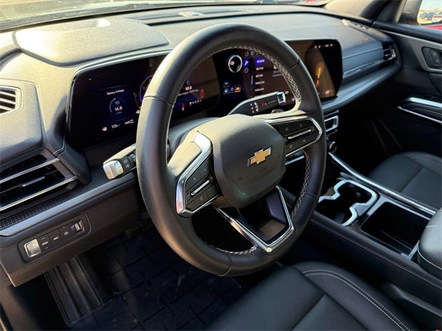 2025 Chevrolet Traverse LT 2LT