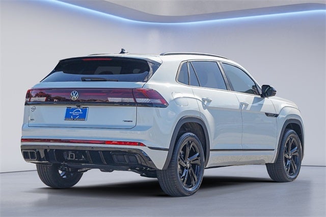 2026 Volkswagen Atlas Cross Sport 2.0T SEL R-Line Black