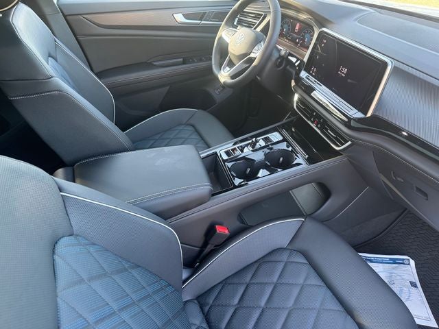 2026 Volkswagen Atlas Cross Sport 2.0T SEL Premium R-Line
