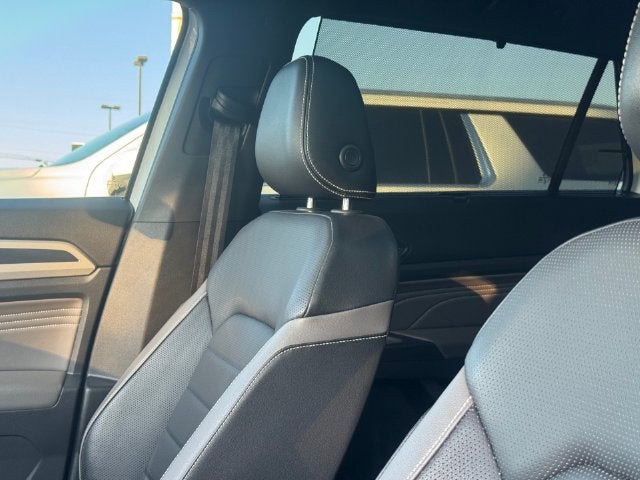 2022 Volkswagen Atlas Cross Sport 3.6L V6 SEL Premium R-Line