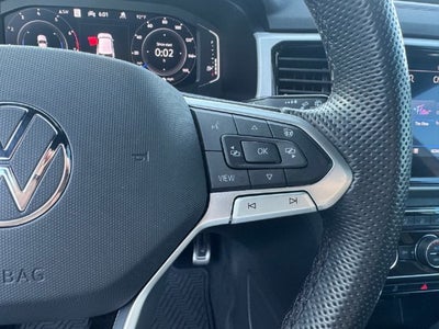 2022 Volkswagen Atlas Cross Sport 3.6L V6 SEL Premium R-Line