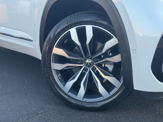 2022 Volkswagen Atlas Cross Sport 3.6L V6 SEL Premium R-Line