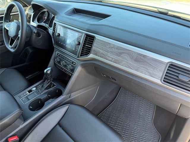 2021 Volkswagen Atlas Cross Sport 2.0T SE w/Technology