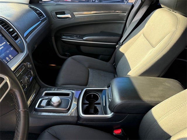 2020 Chrysler 300 Touring