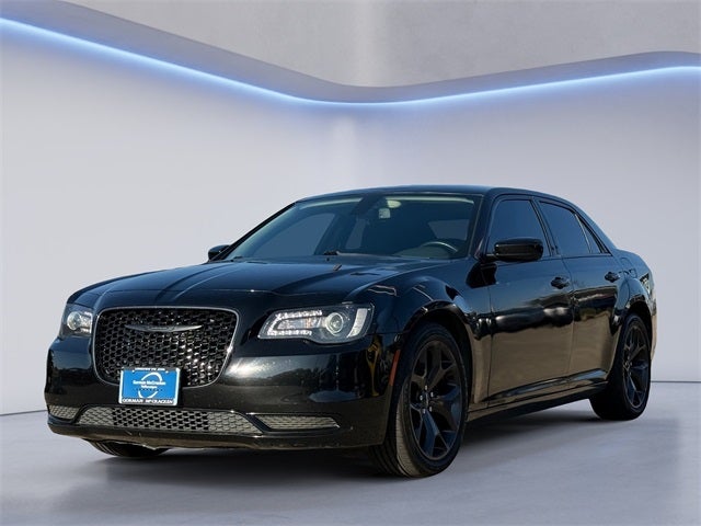 2020 Chrysler 300 Touring