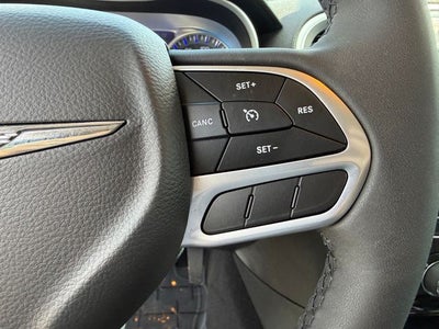 2023 Chrysler 300 Touring