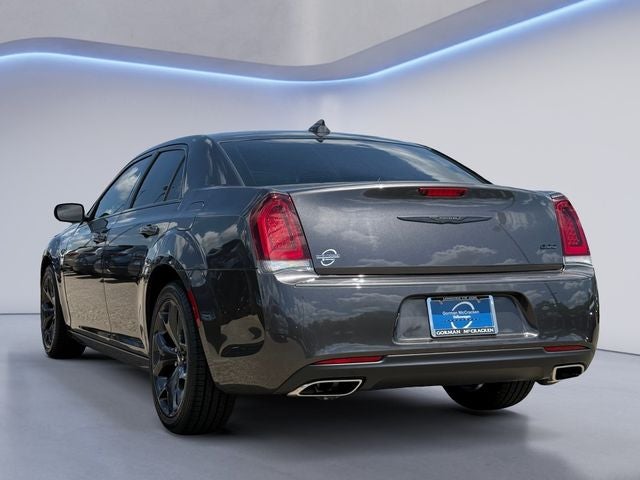 2023 Chrysler 300 Touring