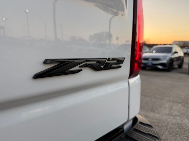 2024 Chevrolet Silverado 1500 ZR2