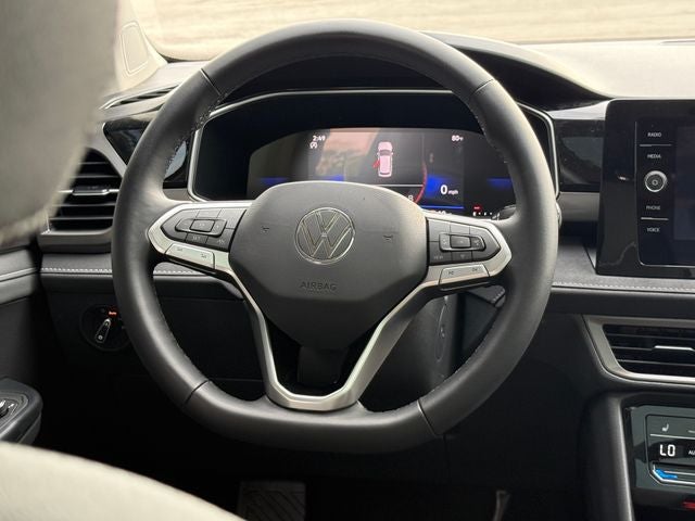 2026 Volkswagen Taos 1.5T SE Black