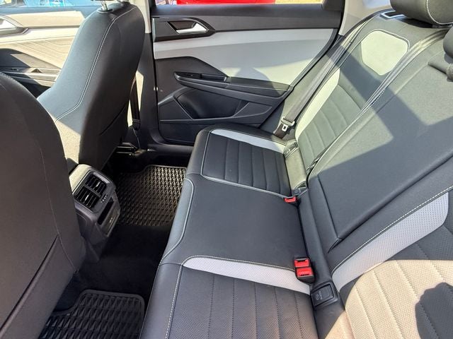 2024 Volkswagen Taos 1.5T SEL