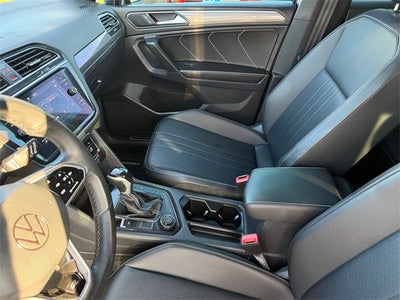 2022 Volkswagen Tiguan 2.0T SE R-Line Black
