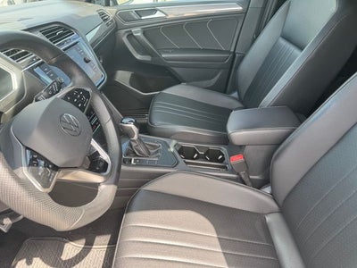 2022 Volkswagen Tiguan 2.0T SE R-Line Black