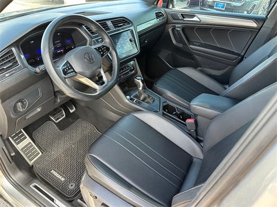 2023 Volkswagen Tiguan 2.0T SE R-Line Black