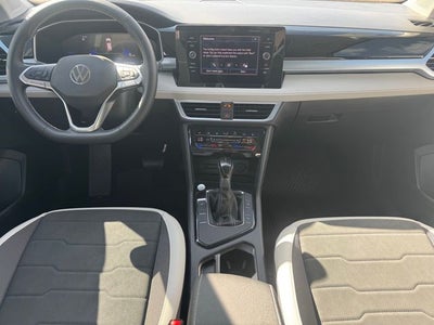 2026 Volkswagen Taos 1.5T SE