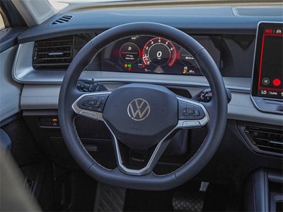 2025 Volkswagen Tiguan 2.0T SE