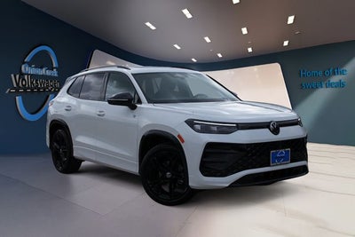 2026 Volkswagen Tiguan 2.0T SE R-Line Black