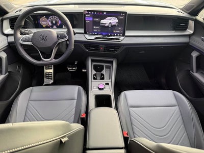 2026 Volkswagen Tiguan 2.0T SE R-Line Black