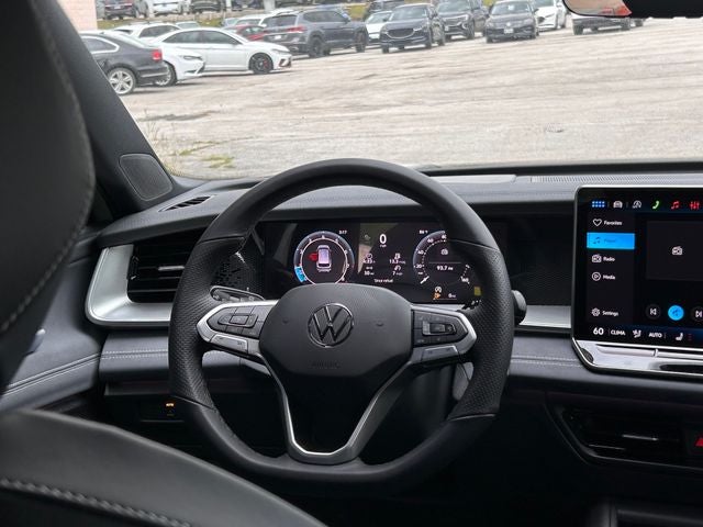 2026 Volkswagen Tiguan 2.0T SE R-Line Black