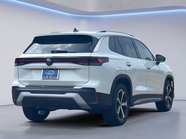 2026 Volkswagen Tiguan 2.0T SE's photo