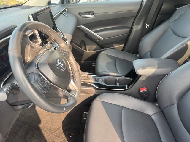 2025 Toyota Corolla Cross XLE