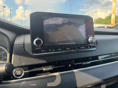 2022 Mitsubishi Outlander Base