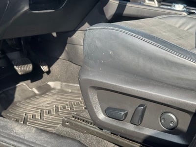 2022 Mitsubishi Outlander Base