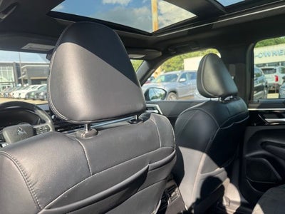 2022 Mitsubishi Outlander Base