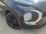 2022 Mitsubishi Outlander Base