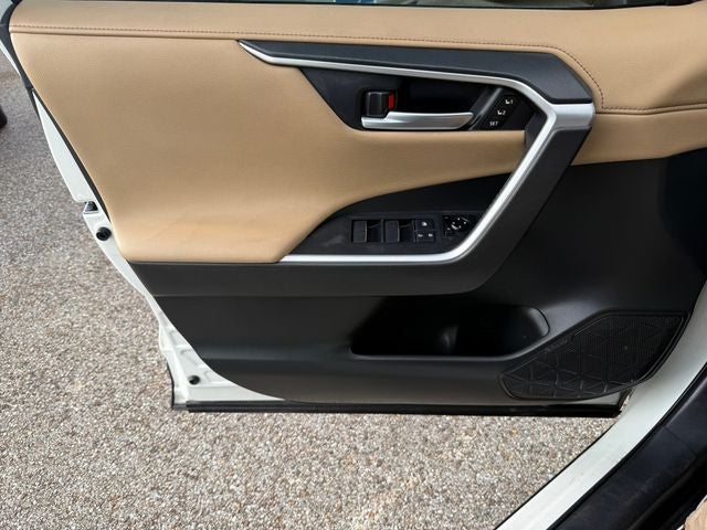 2020 Toyota RAV4 Limited